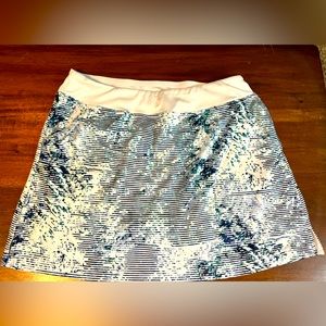 PGA Tour golf athletic skirt lined with pockets